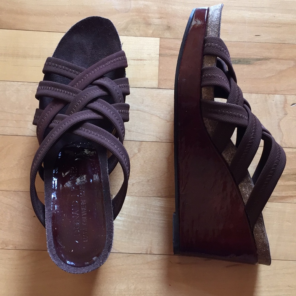 Donald J. Pliner brown wedges